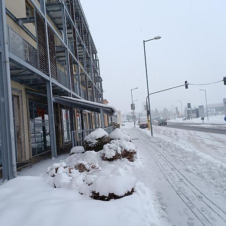 Apartman Siesta*** Liptovský Mikuláš エクステリア 写真